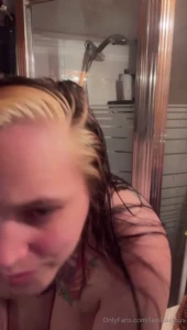 Shower and straight into comfy clothes is my favourite thing