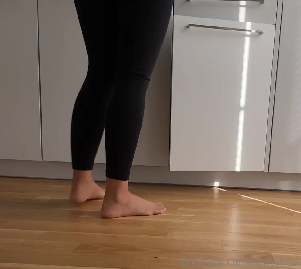 Mal wieder aus der k che beim kochen paydaddy glotzt bestimmt wieder 