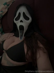 Some new stuff coming tonight screammask