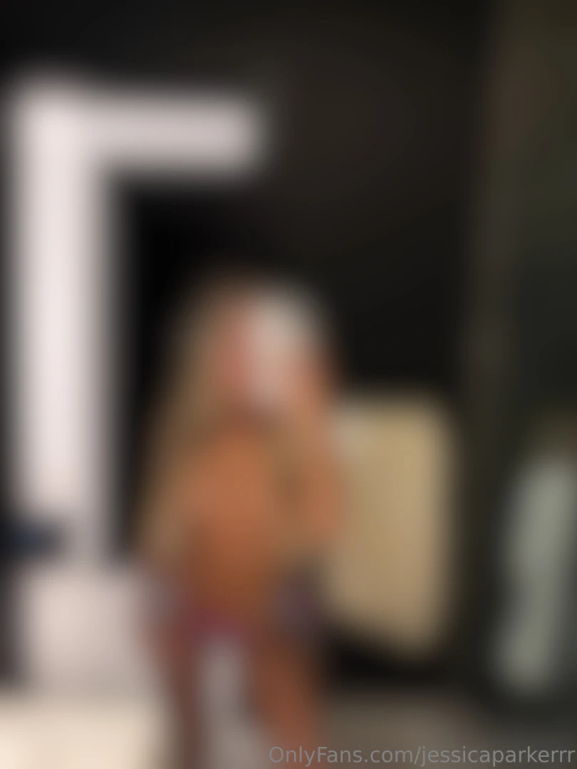 Guess who got caught in the mirror again i was just trying to take a 