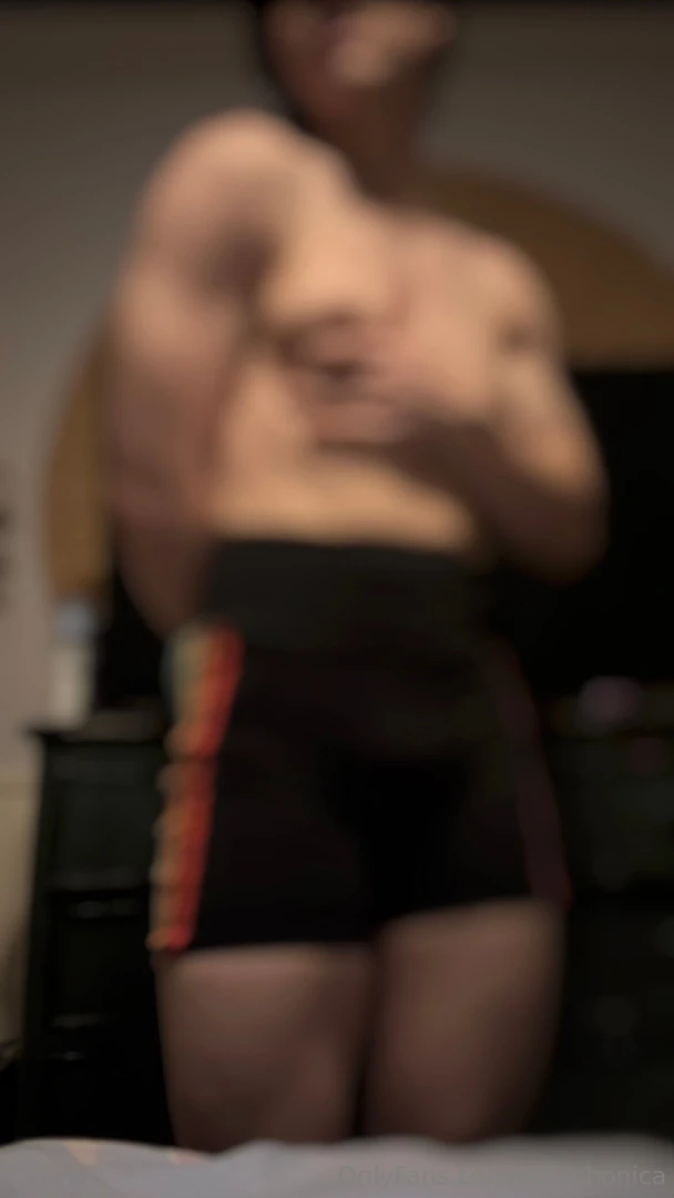 Here s a 2 minute video of me flexing my pump from my last back day 