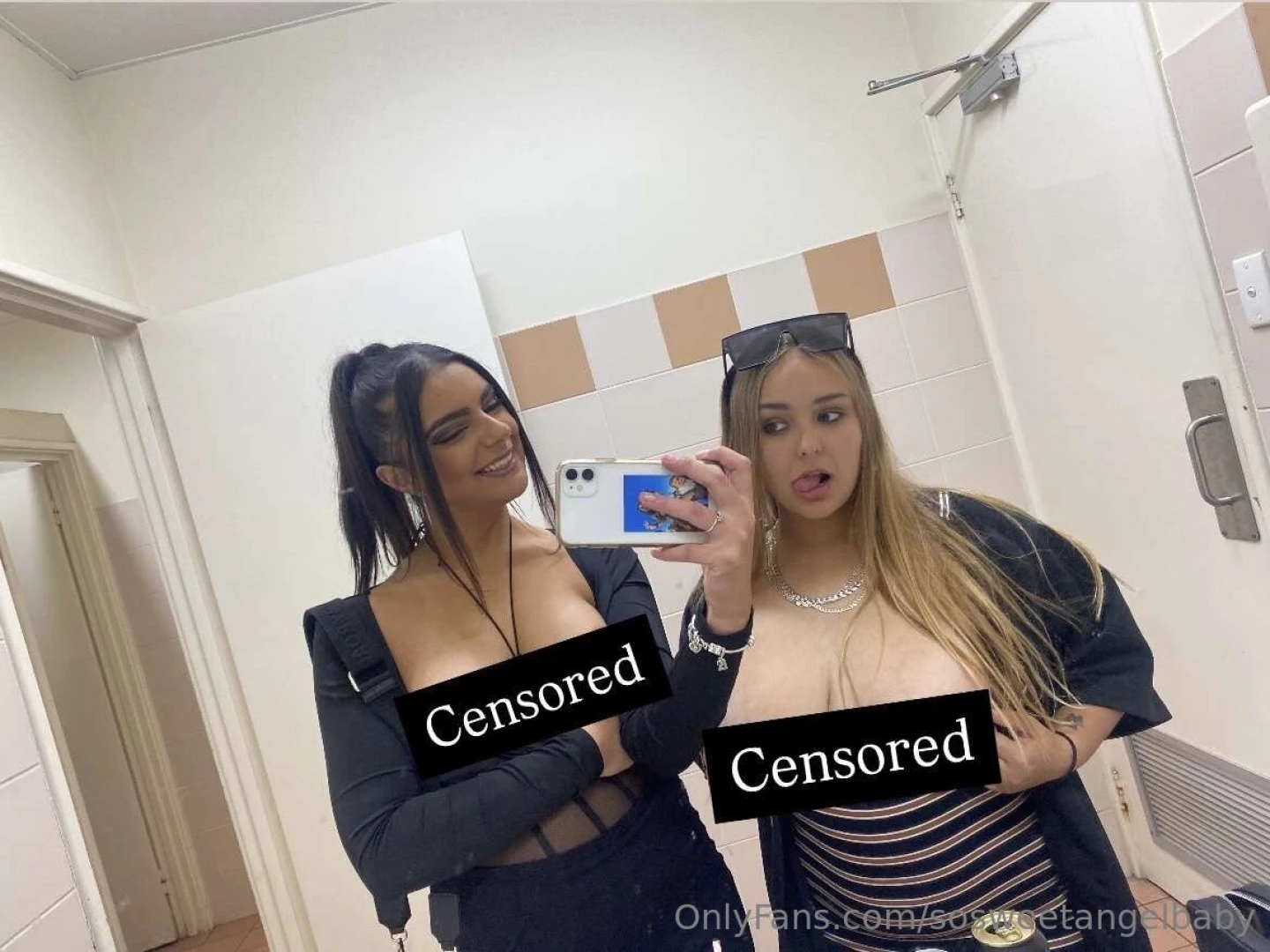 Do you think you can handle both of us jedi_chelk_free jedi_chelk 