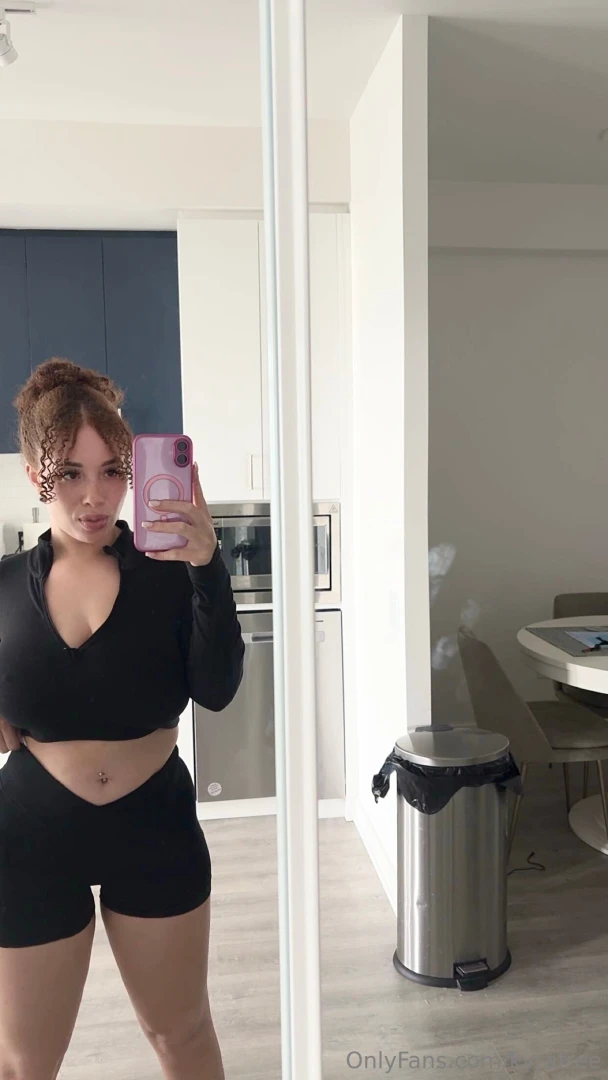 Wanna see what i m wearing underneath https onlyfans com kyraxvip 