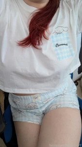 No stream tonight my darlings my dumbass fell down the stairs so i m