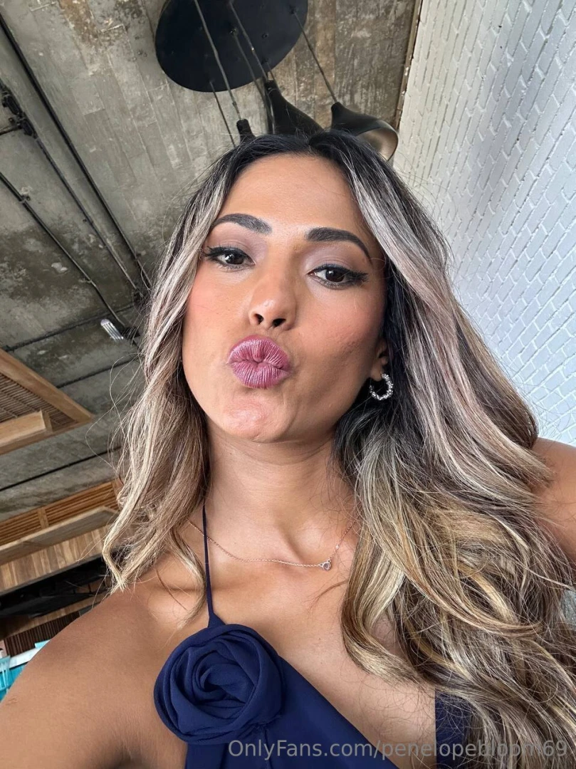 I m looking for a kiss back will it be yours 