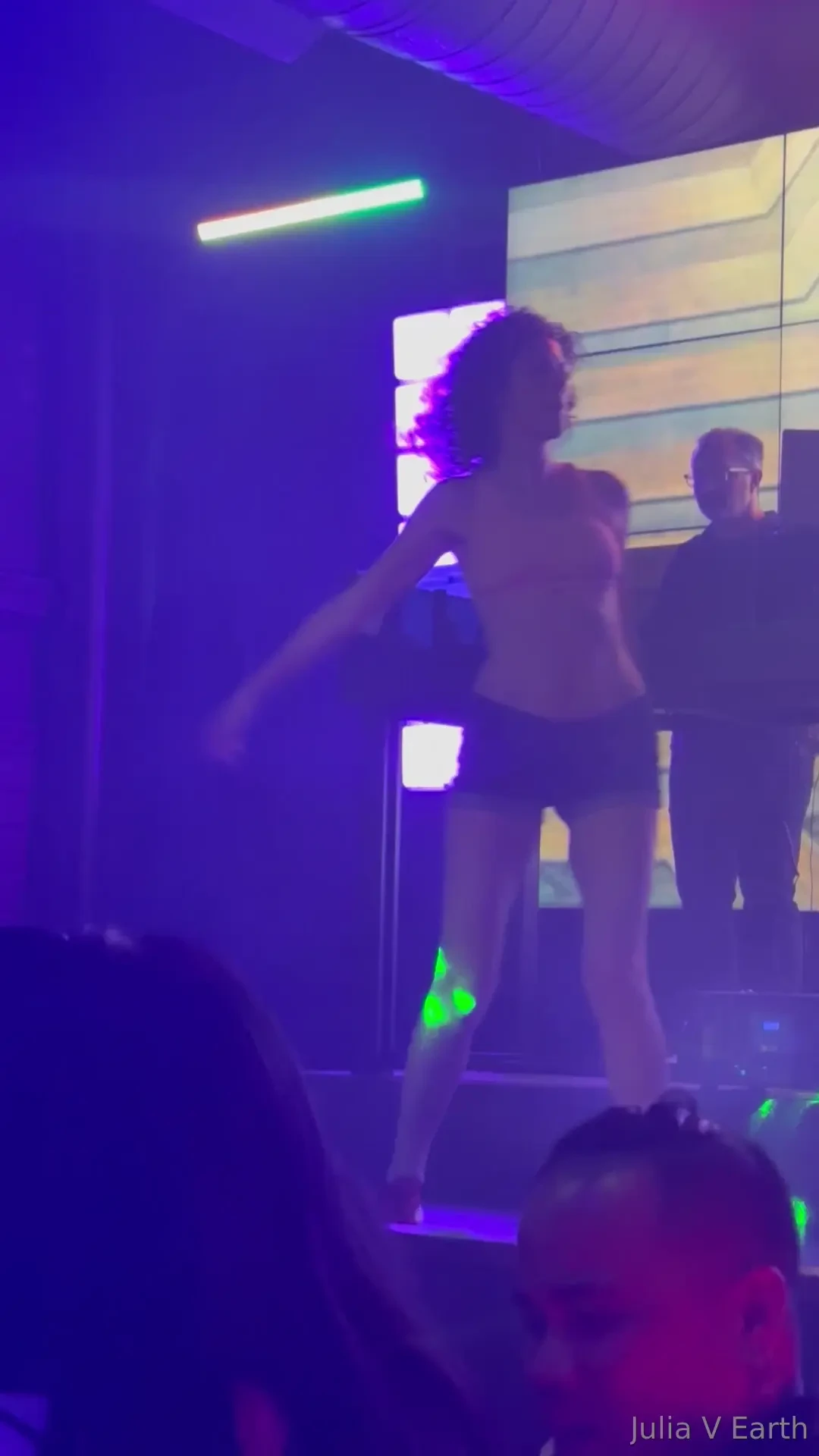 Last night i was in the nightclub i was a superstar making horny all 