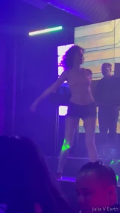 Last night i was in the nightclub i was a superstar making horny all