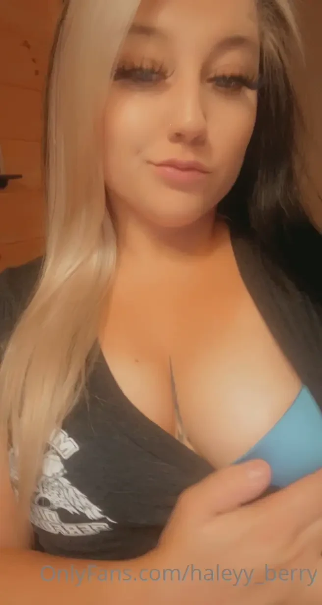 Lashes match my bra 