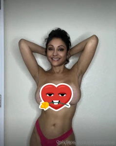 Happy valentine s day i hope you re going to be spending it right here