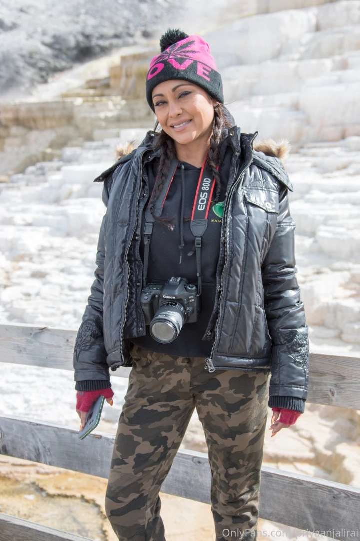 I love going for hikes do you have any hobbies part 1 