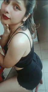 Chloe wants you to keep her company before going to bed go ahead your part 1