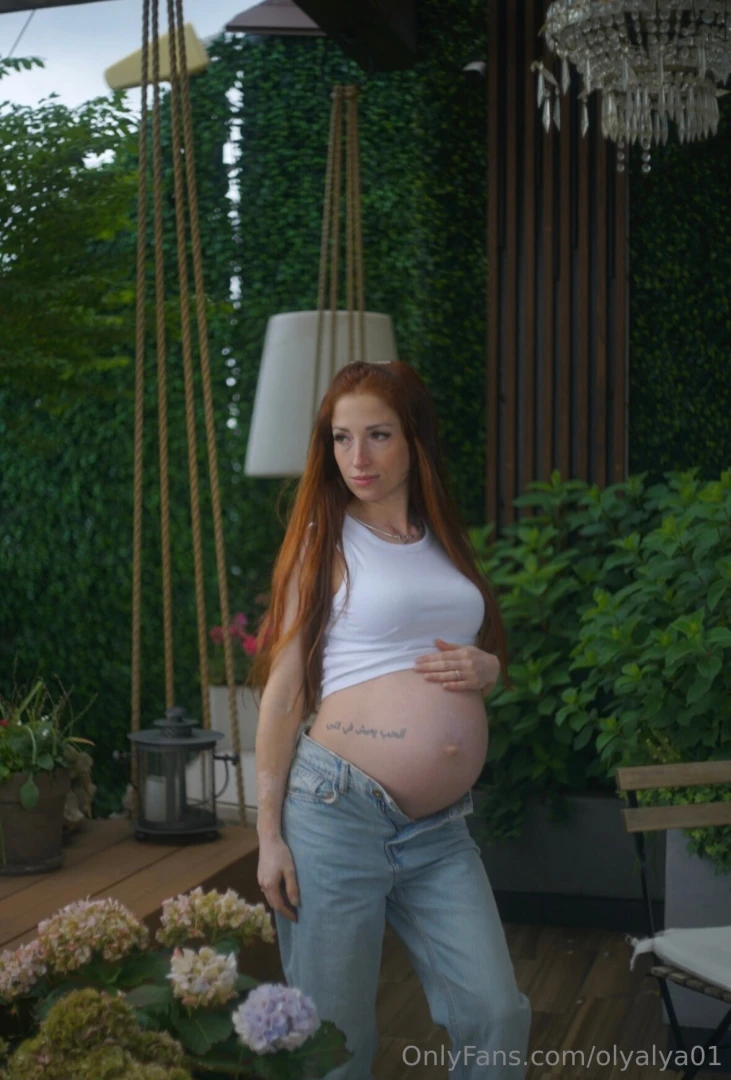 How sexy do you find pregnant women 