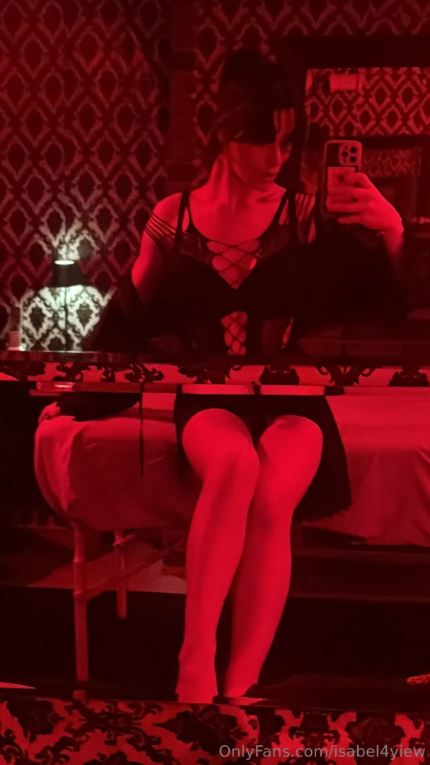 I m working so hard today i need somebody to give me a massage 