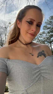 Tip me 40 on this post and i ll send u a link for my paid other page