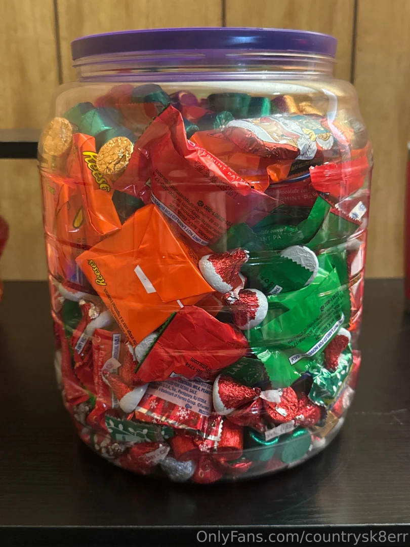 New contest tip 5 and place a guess for how much candy is in my cheese 