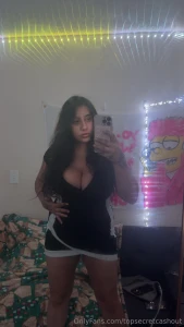 Tip me and i ll send you the picture without the blur and a surprise