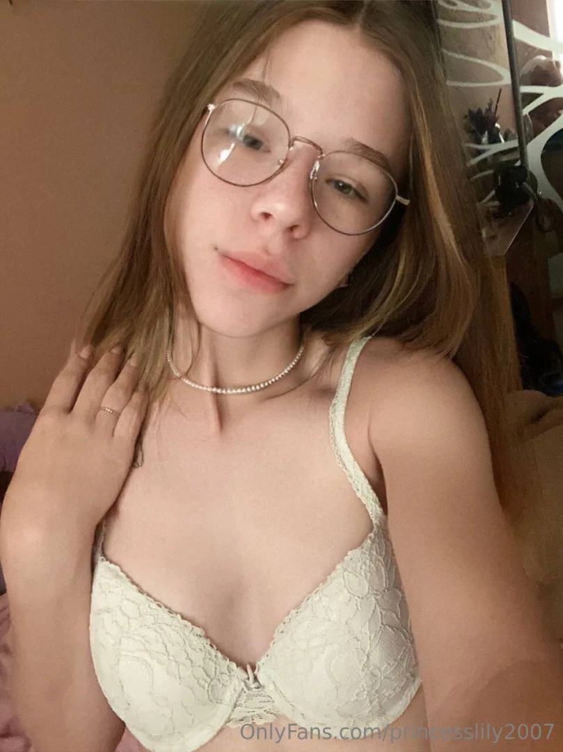 Do i look like a nerd for always wearing glasses part 1 