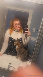 Wanna see the outfits come off who would purchase a snapchat dm me for part 1