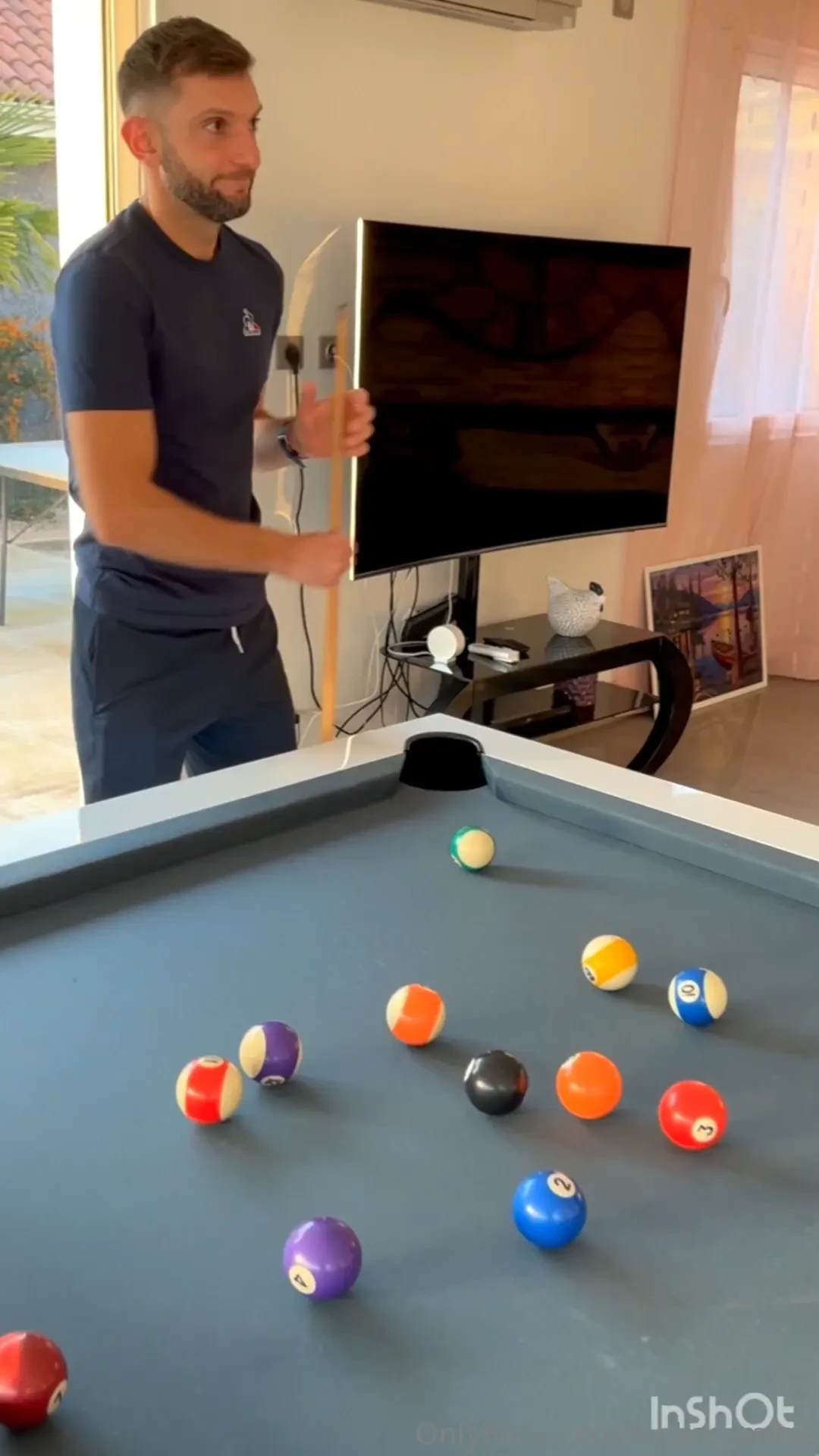 J ai invit mon cousin lecroco_dile pour une partie de billard mais c 