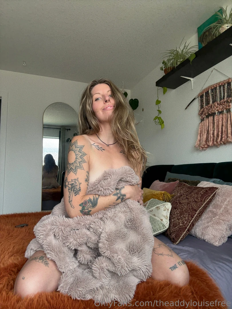 Do any of you love furry blankets part 2 