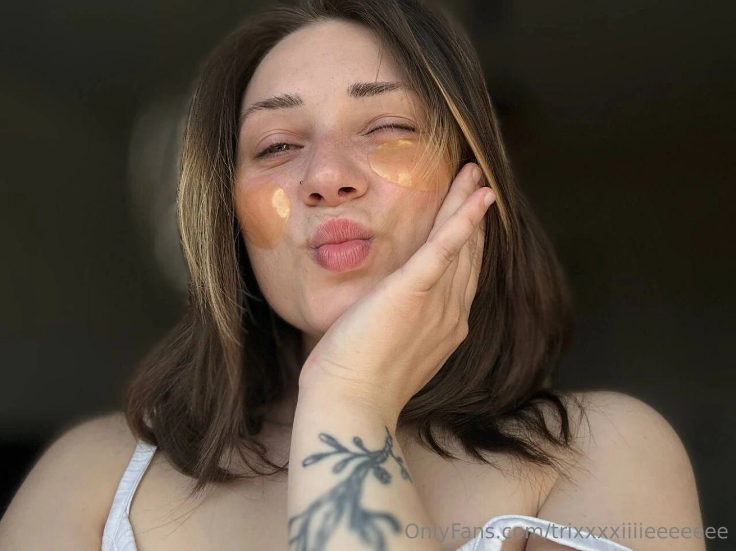 Just a little kiss part 3 