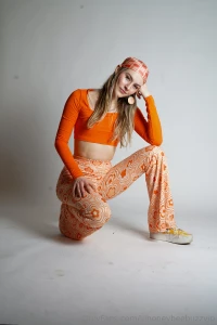 Cool collected and kinda want you on your knees for me rn