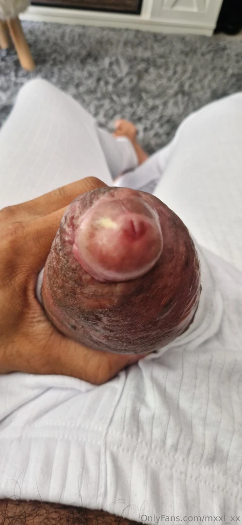 Anyone wanna play xbox with me or you could just play with my cock x part 1 