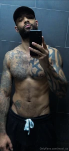 After a 4-year break i m finally back in the gym starting from scratch part 1