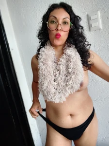 Have an amazing friday your body knows you have to enjoy every moment