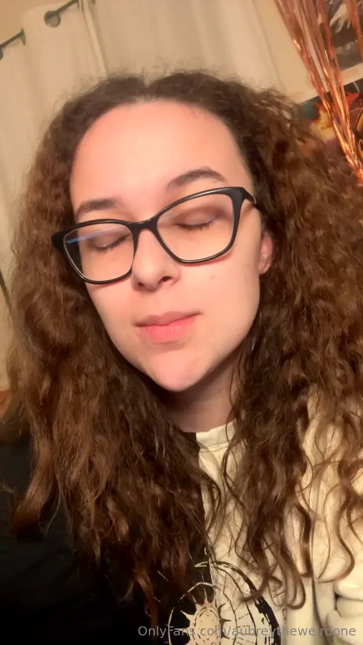 It s time for a change hello weirdo i want to freshen up this page and 