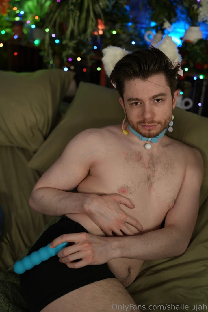 I have a very subby video where this bad bunny gets to play with his part 13 