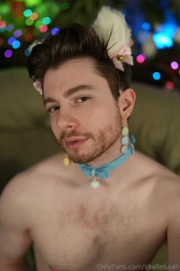 I have a very subby video where this bad bunny gets to play with his part 15
