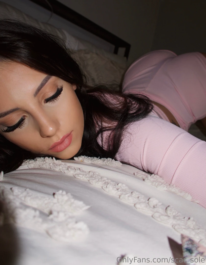 Just a glimpse of what s to come tonight 