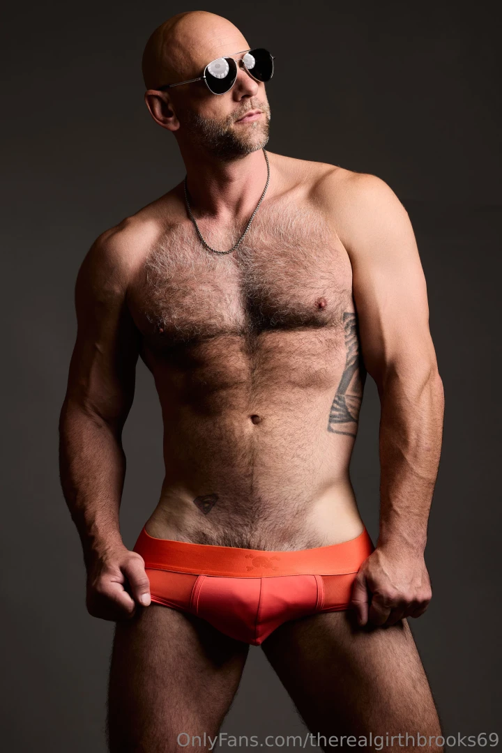 I think my cock is too big for these undies 