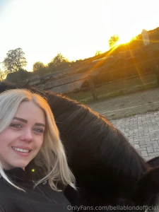 Kann ein morgen denn besser beginnen als auf dem r cken eines pferdes