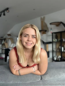 Grade ist mir noch langweilig kommst du zu mir in den chat