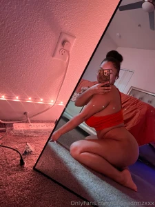 I m horny and wanna make a custom who wants one