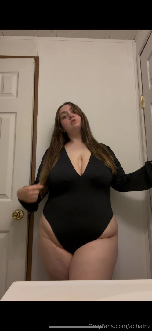 Going to a strip club tonight w my man should be a lot of fun 