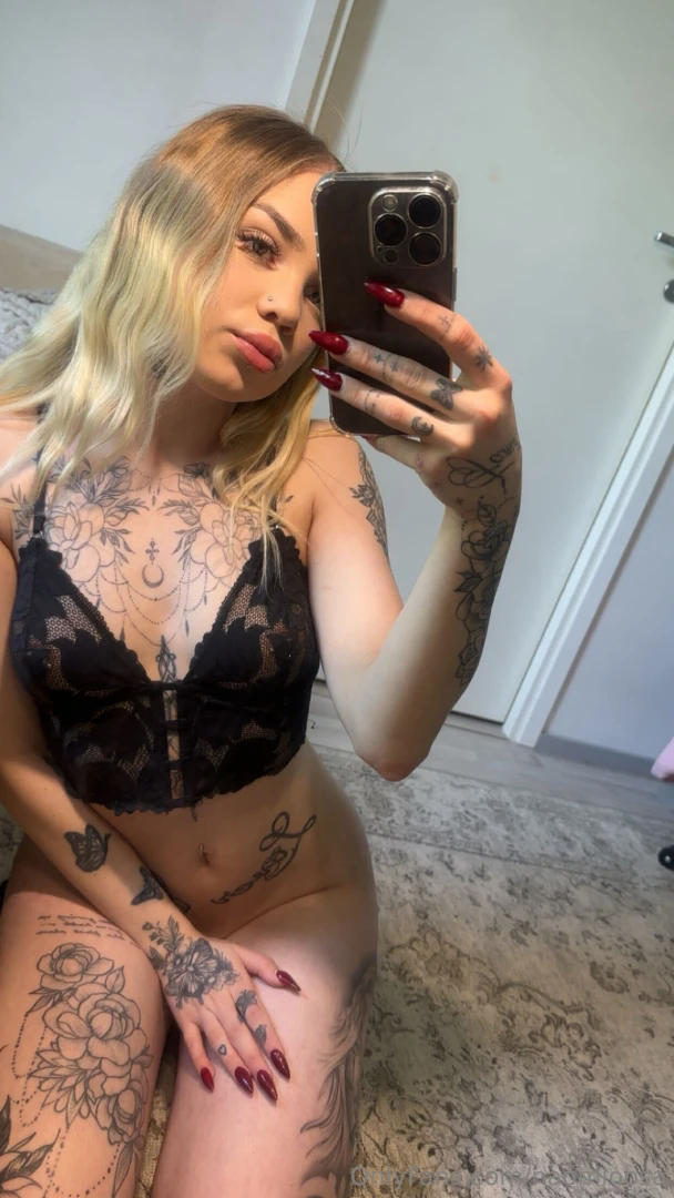 Mist mun tatuoinneist s tykk t eniten what s your favourite tattoo 