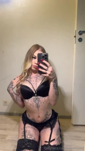 I wore this just to take it off 5 minutes later pistin t n p lle vaan