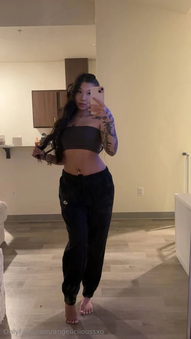 Walked past a mirror and couldn t resist 