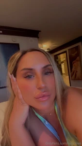 I am bored someone cum and entertain me