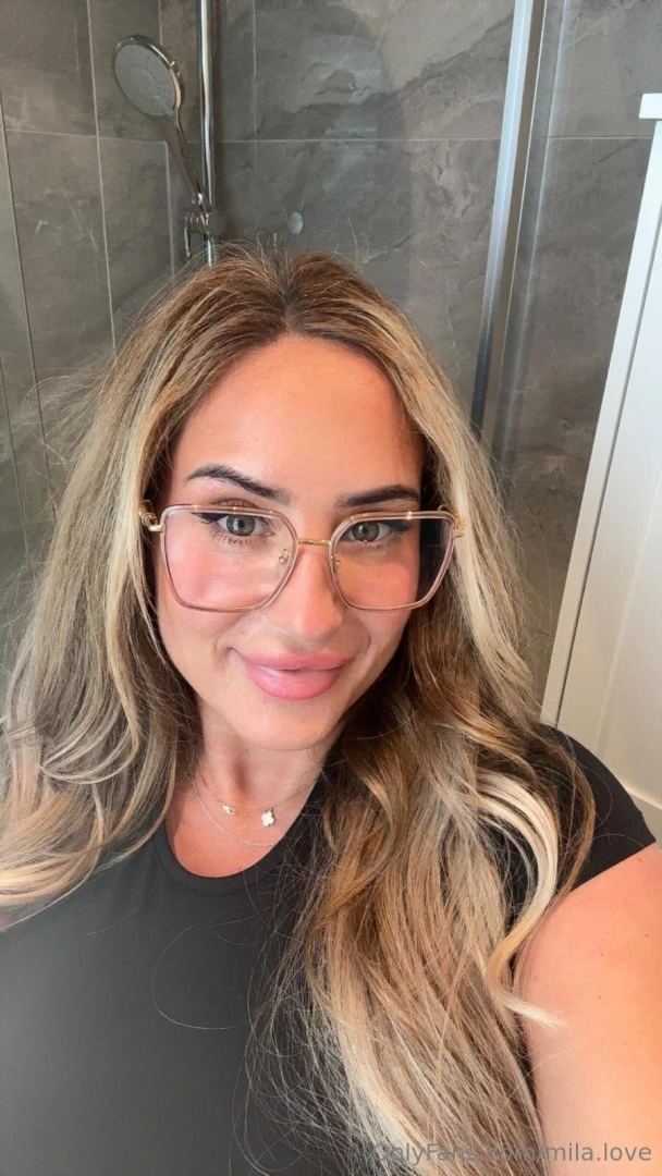 What do you guys think of my new glasses vote and let me know 