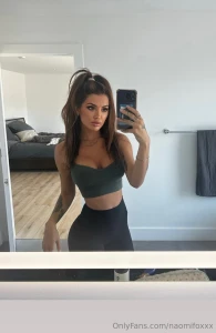 Caught a vibe in the mirror