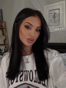 Just posting this so you ll tell me i m pretty