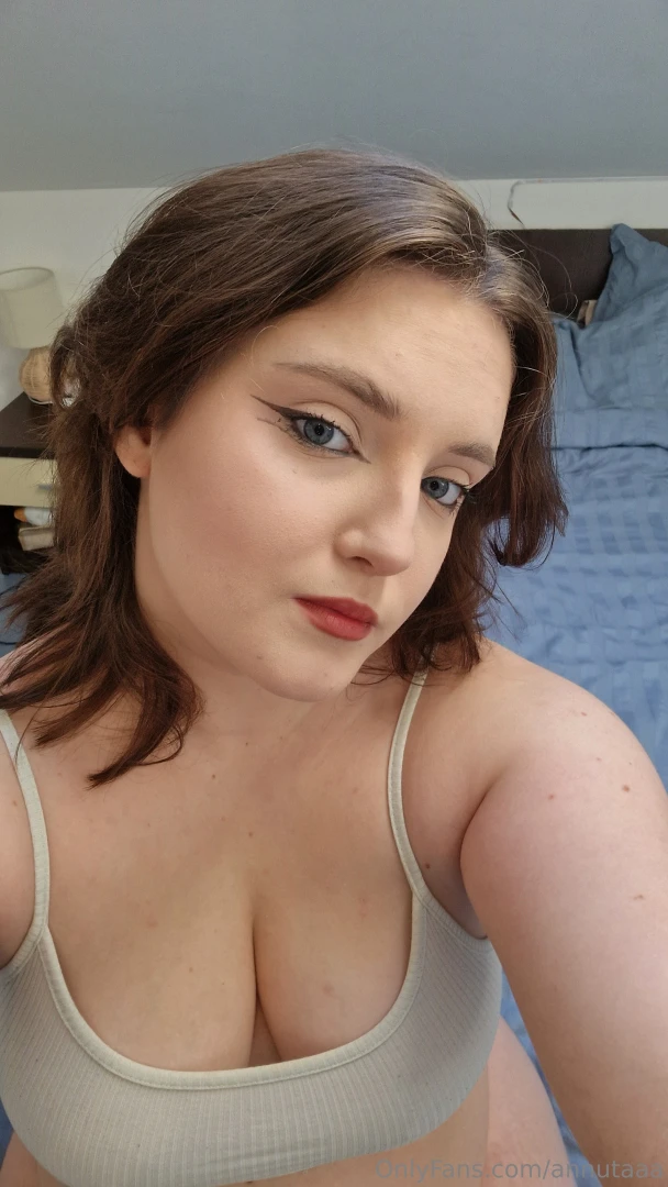 I ve got something interesting for you would you like to see it 