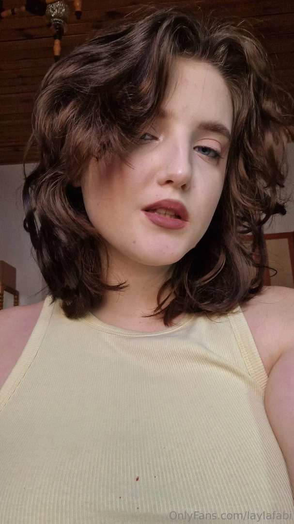 I feel so good right now because i have a vibrator in my pussy right 