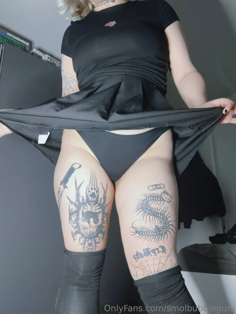 Just showing you my panties part 2 