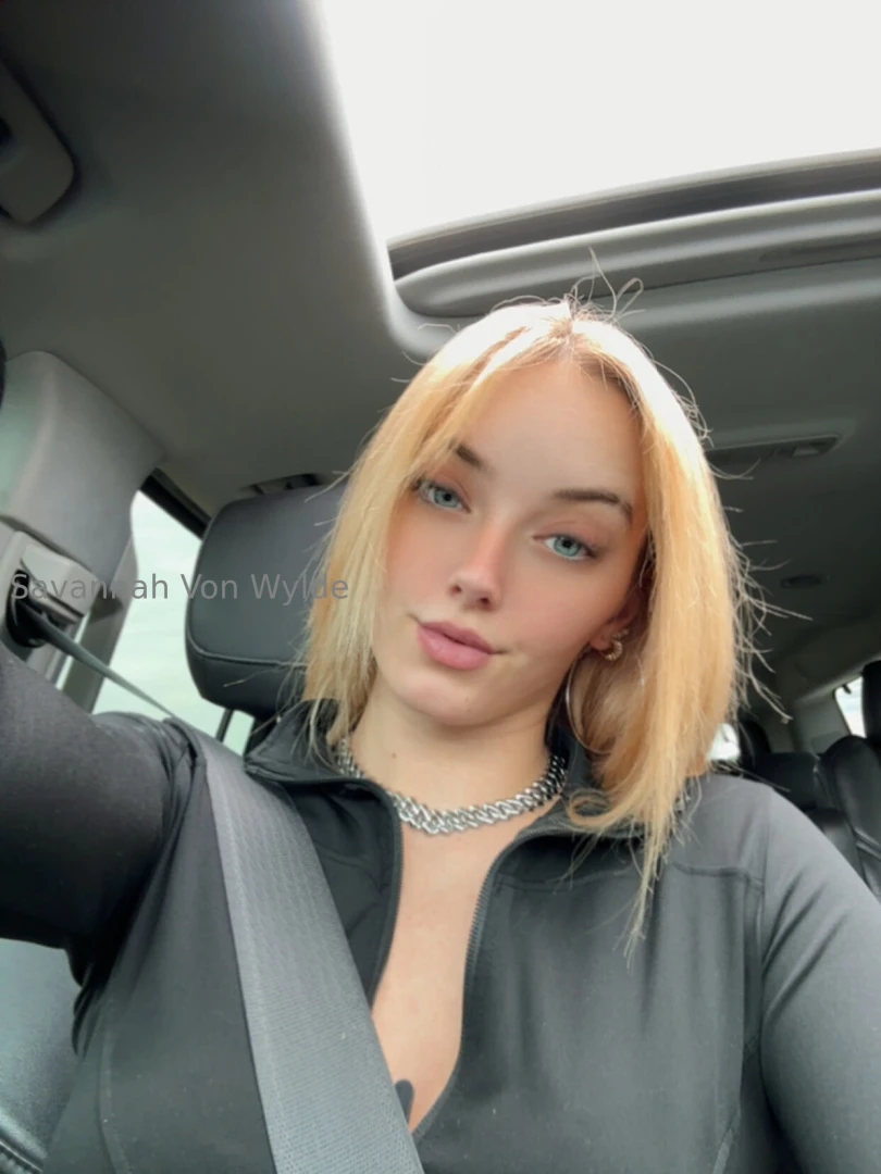 Good morning babe listen i know i ve been kinda mia on here but i m 