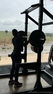 Never miss a workout nunca me pierdo un entrenamiento